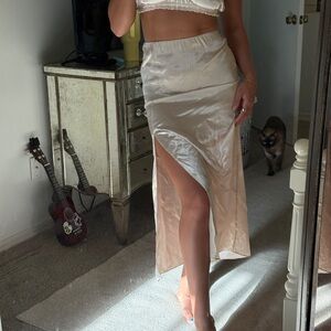 Aritzia Cream Satin Skirt
